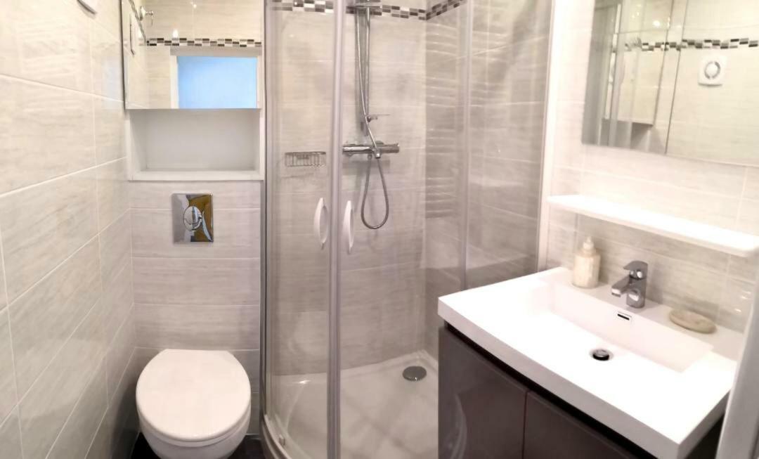 Beautifully Bright Apartment In Old Town Saint-Tropez Eksteriør bilde