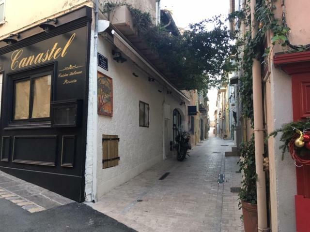 Beautifully Bright Apartment In Old Town Saint-Tropez Eksteriør bilde